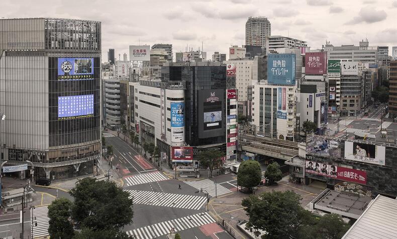 渋谷のスクランブル交差点の孤独。写真:イグナシオ・ペレイラ イグナシオ・ペレイラ 写真家 大都市 渋谷 東京