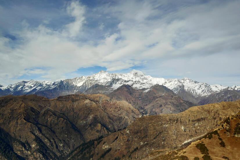 贅沢な旅 ブータン ヒマラヤ山脈 ブータン 幸せ