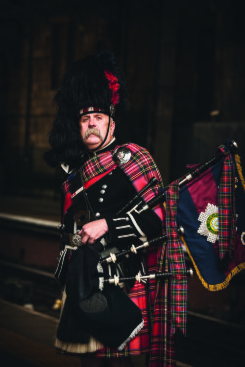 スコットランドの各氏族には独自の紋章とタータンのデザインがあり、伝統的なキルトを作る際に使われます。 豪華列車の旅 スコットランド ベルモンド・ロイヤル・スコッツマン