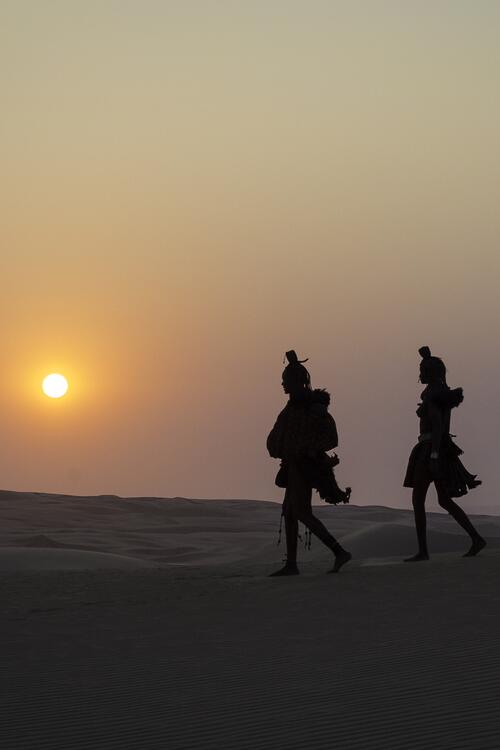 セラ・カフェマのヒンバス。写真:Wearewilderness. セラ・カフェマのヒンバス。写真:Wearewilderness.サファリ・ナミビア