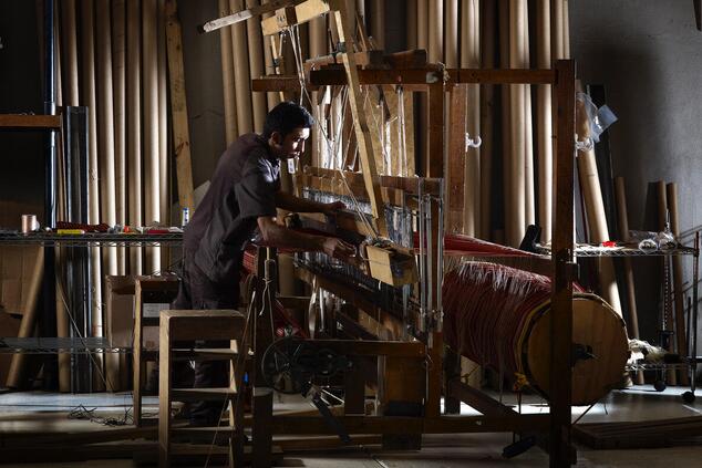 ホルヘ・リサラゾ テキスタイル・デザイナー ラグジュアリー コロンビア