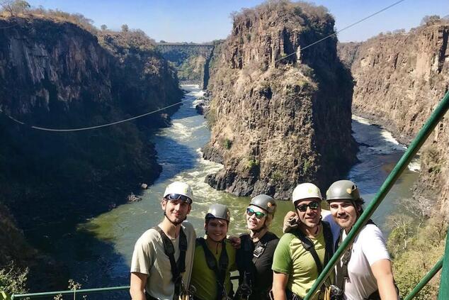 ロレンツォ・クインのアフリカ旅行