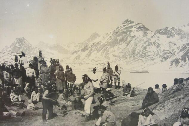 イヌイット歌合戦