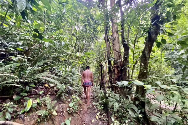 エンベラ・パナマ村