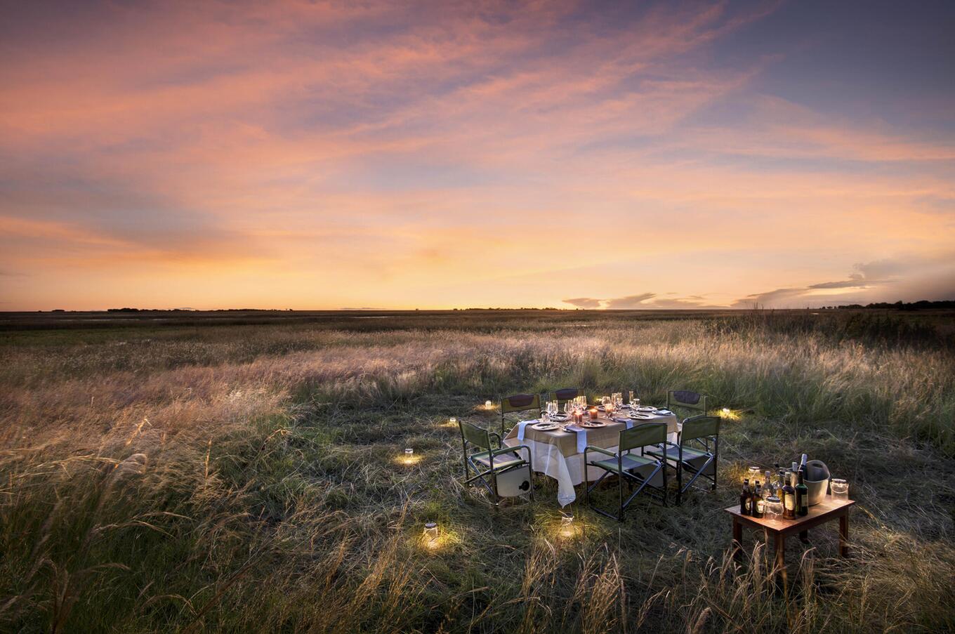 プライベートジェットで飛行すれば、遠隔地へも簡単にアクセスできます。 豪華な世界一周旅行のプライベートジェット。
