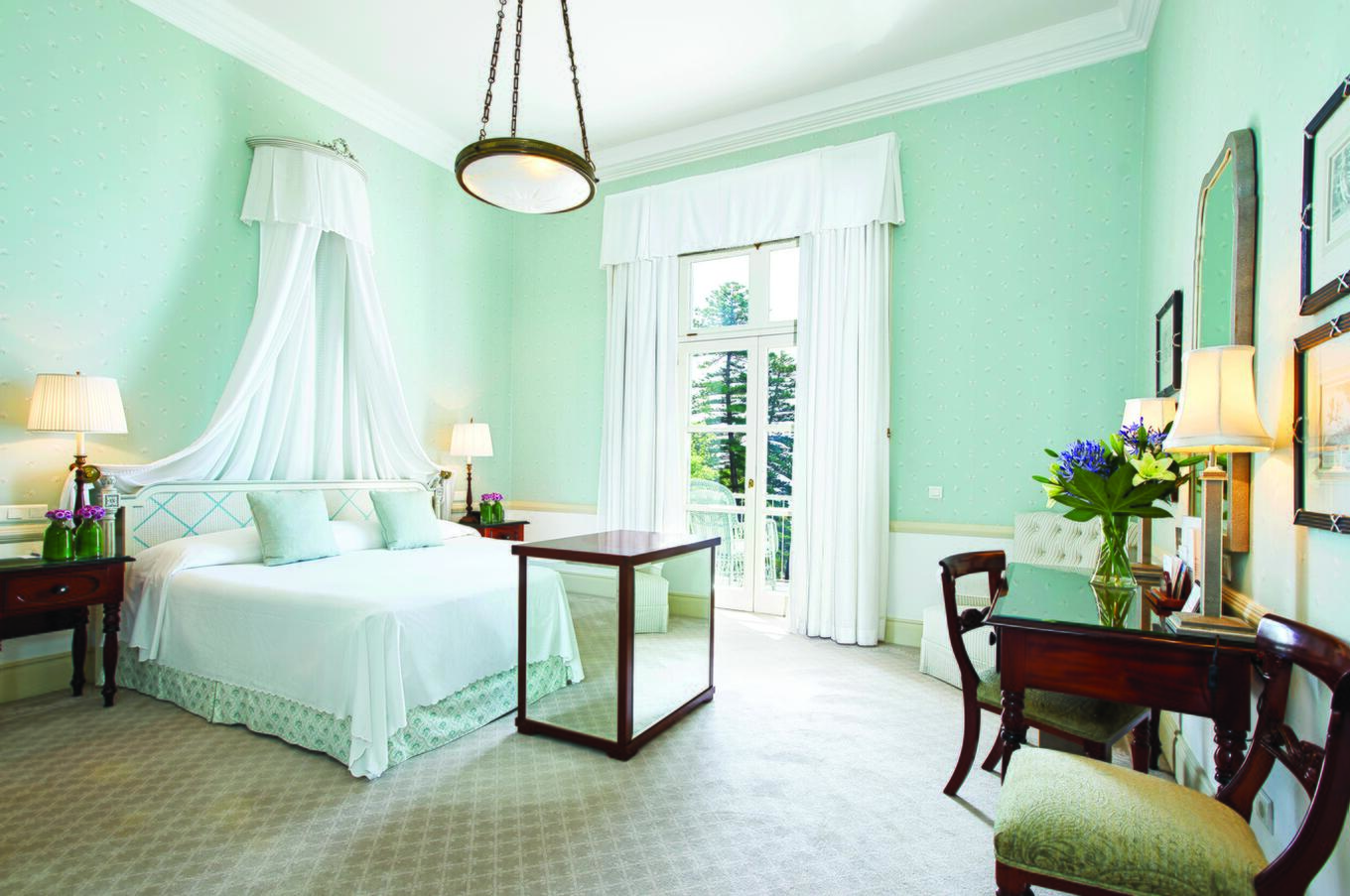 トラベル ラグジュアリー マデイラ ホテル リード・パレス