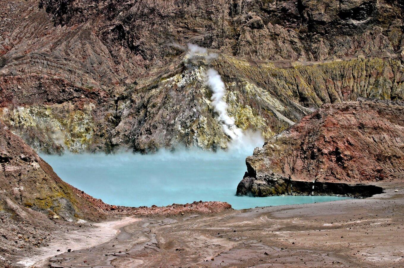 Photo by James Lee on Unsplash.