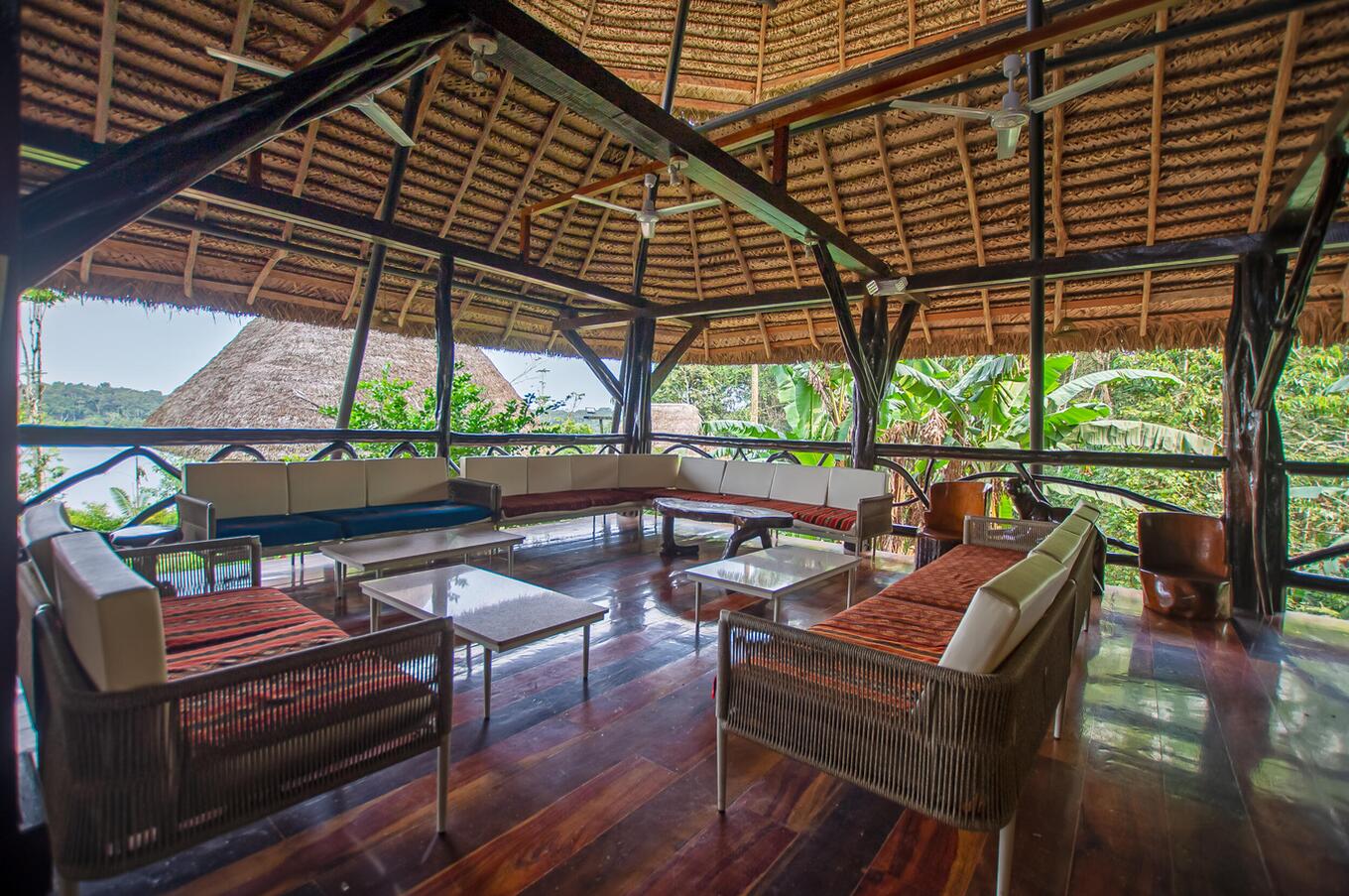 展望タワーのラウンジ。 展望タワー・ラウンジ